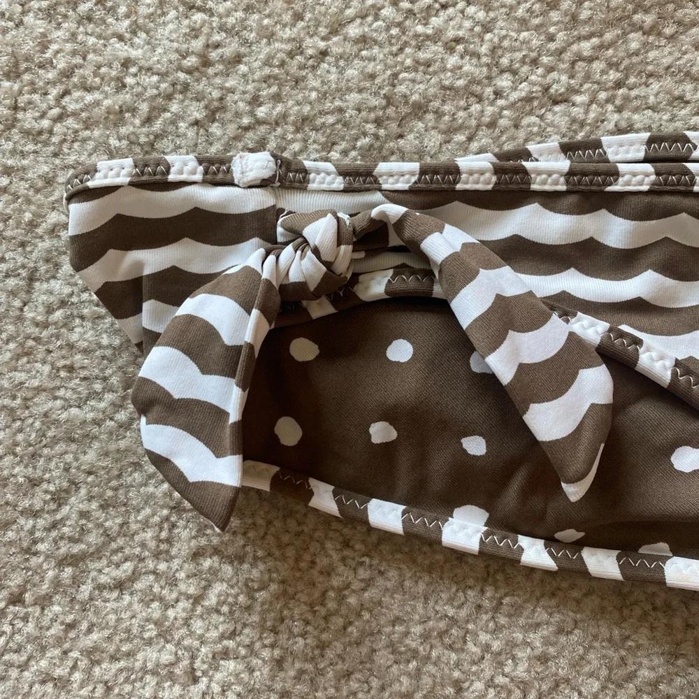 Bikini - Picture 4 of 5